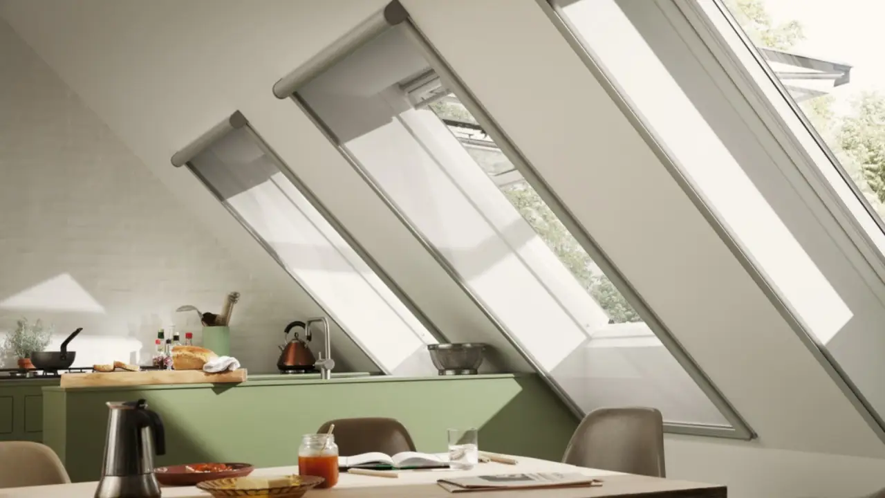 velux komarnik 06